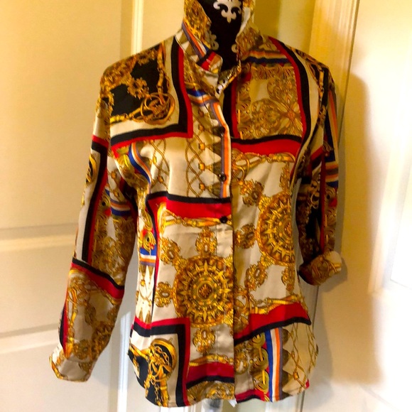 Beautiful blouse - Picture 2 of 7